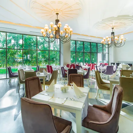 Hotel Port Nature Luxury 5*