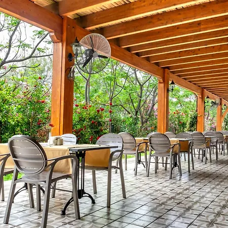 Port Nature Luxury Hotel