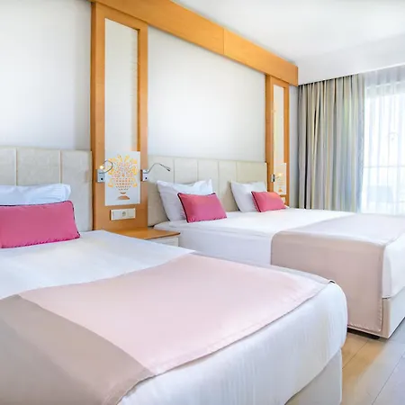 Port Nature Luxury Hotel